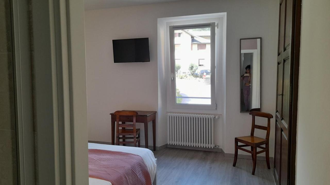 Ca' Del Vino Rooms- Varzo Esterno foto