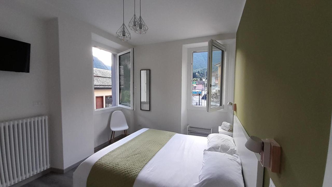 Ca' Del Vino Rooms- Varzo Esterno foto